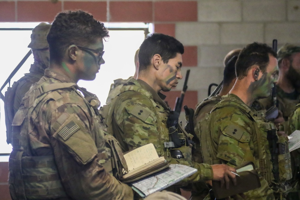 Australian Army's 3rd Brigade conducts orders brief and ROC drill