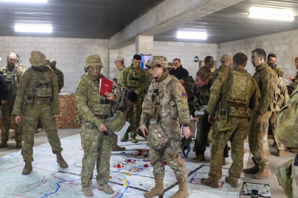 Australian Army's 3rd Brigade conducts orders brief and ROC drill