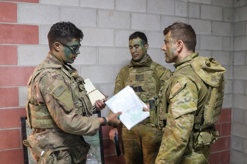 Australian Army's 3rd Brigade conducts orders brief and ROC drill