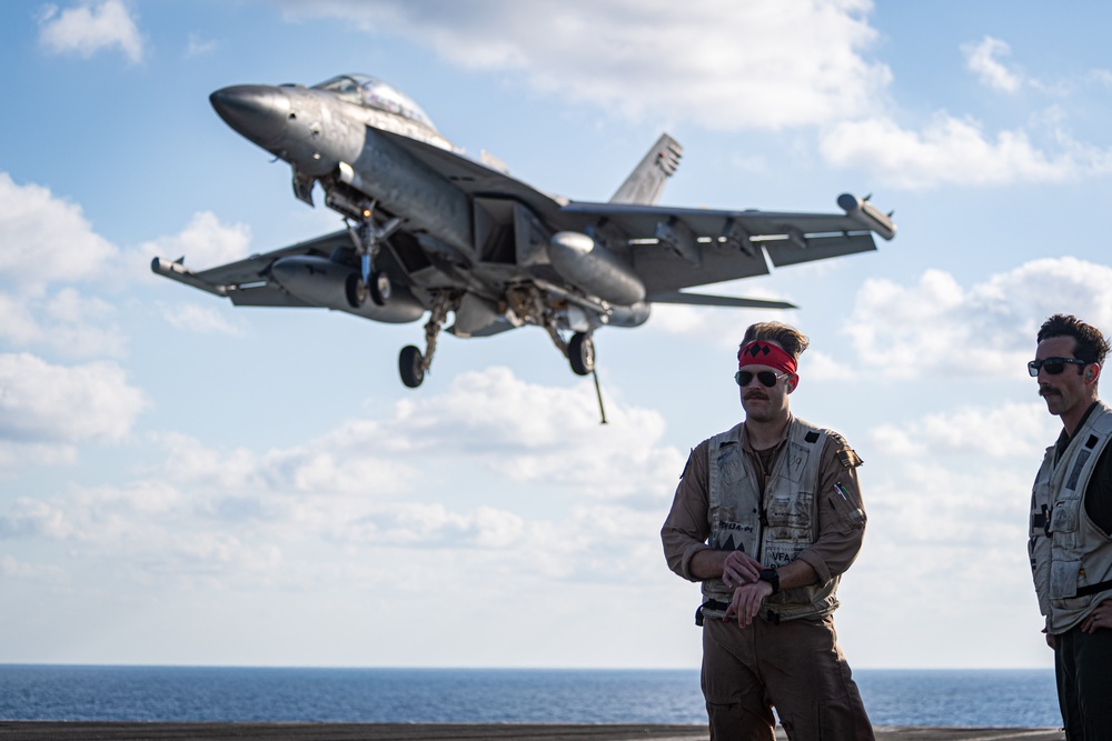 USS Ronald Reagan (CVN 76) conducts flight operations