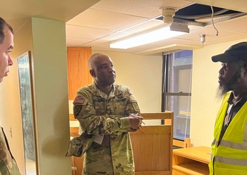 LTG Vereen visits Barracks at Fort Liberty