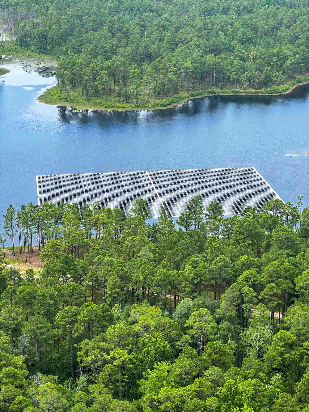 LTG Vereen visits Fort Liberty and the Floating Solar Micro-Grid