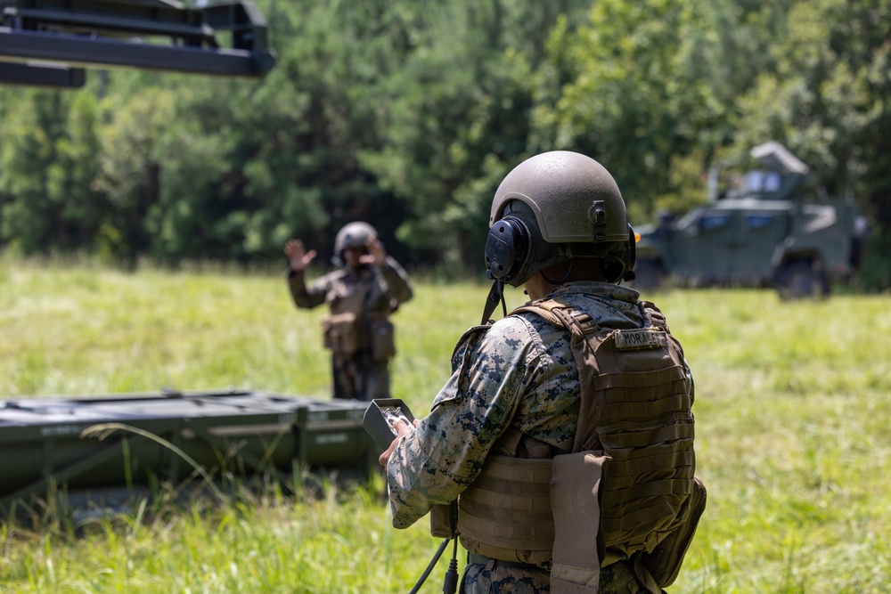 2/10 Marines fire HIMARS