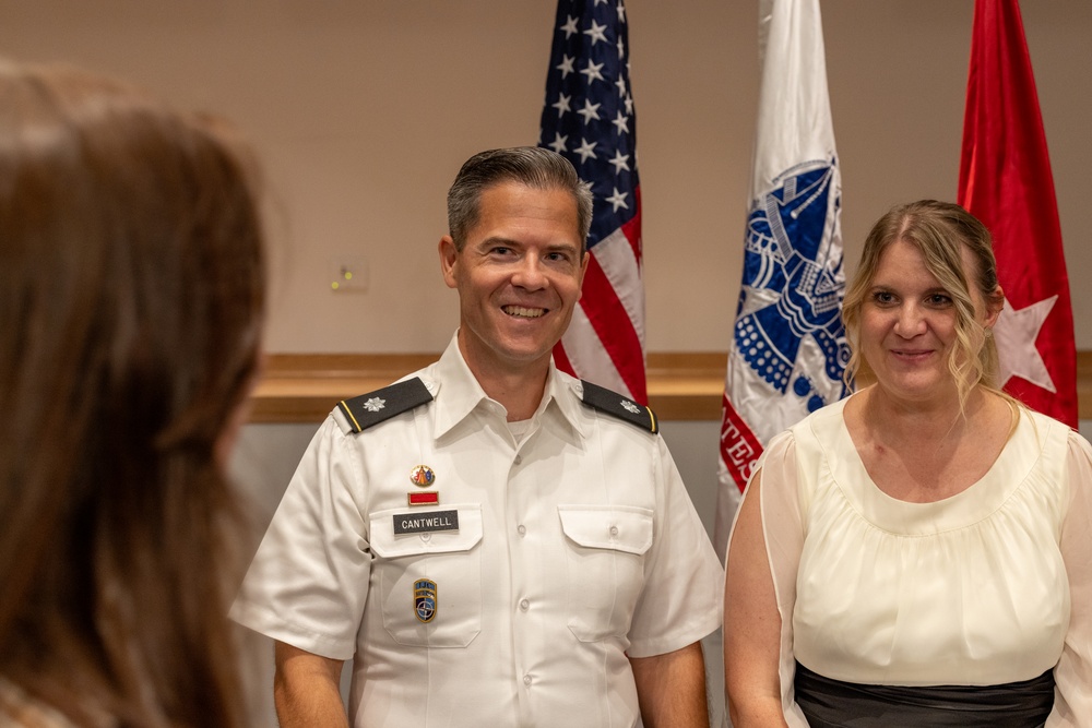 Army civilian operations planner promoted to lieutenant colonel in Army Reserve