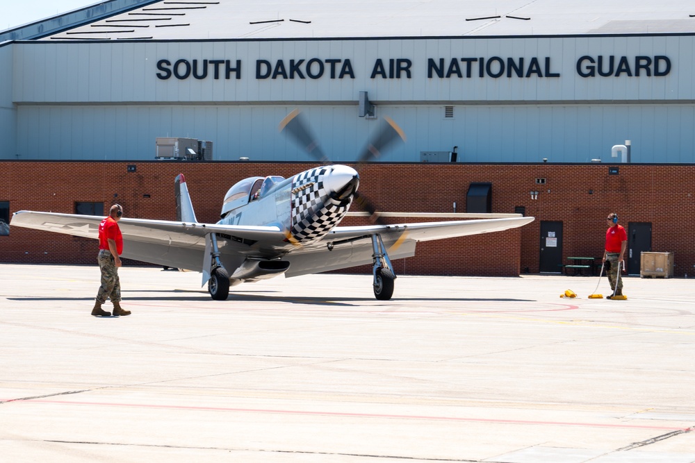 DVIDS Images 2023 Sioux Falls Airshow [Image 14 of 54]