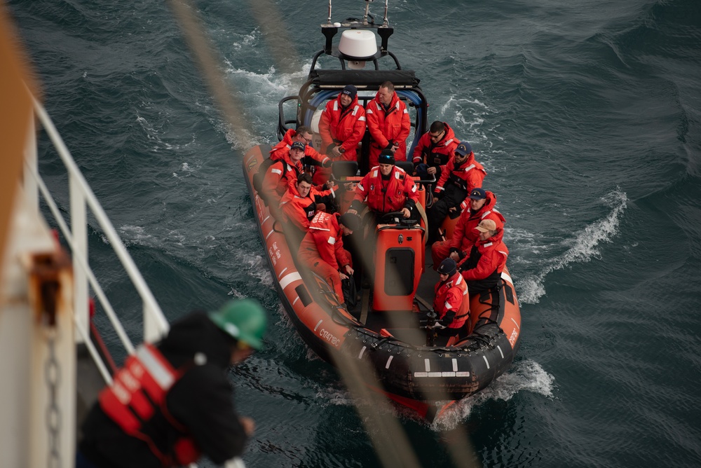 Coast Guard Cutter Healy conducts operations in Beaufort Sea