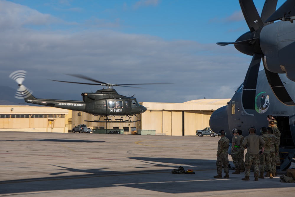 Maintainers keep gunship in flight in Chile for SOUTHERN STAR