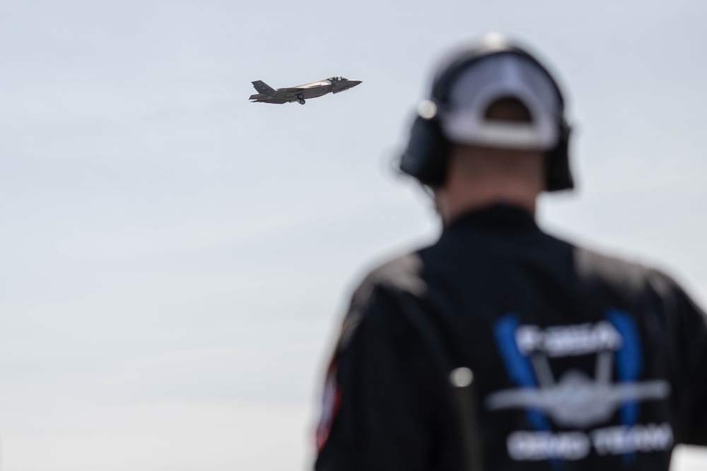 Tri-Cities Water Follies airshow