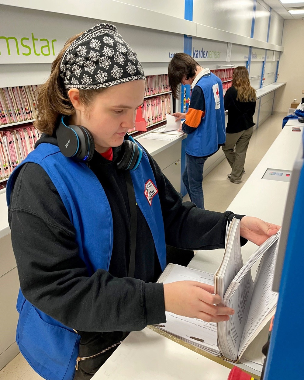 junior red cross volunteers