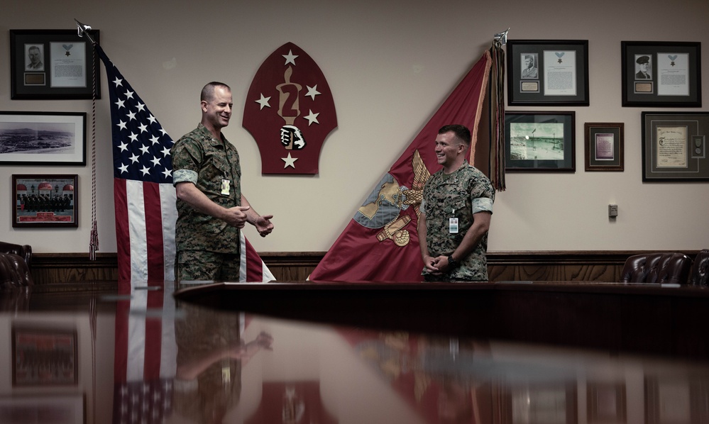 2d MARDIV Challenge Coin Presentation