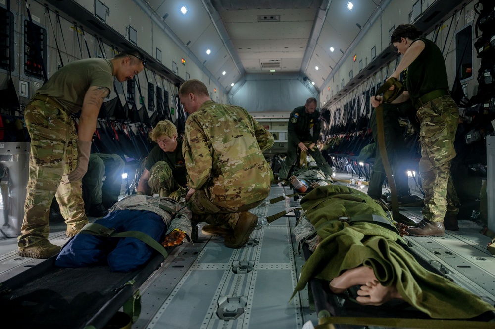 French flies U.K. and U.S. combined Aeromedical Evacuation team