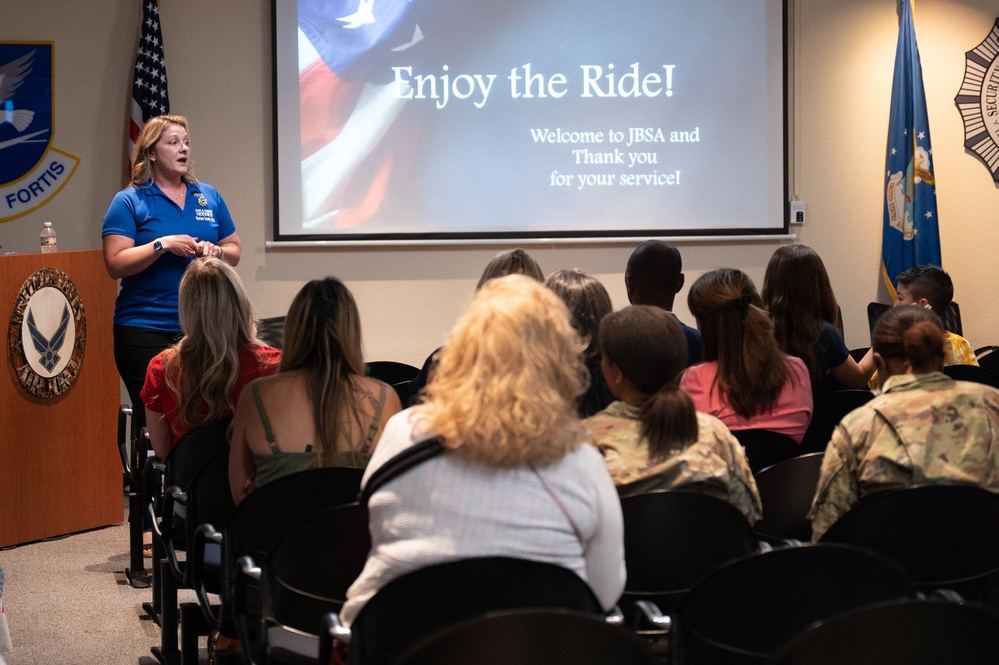 Military and Family Readiness Center Heart Link &quot;Arrive &amp; Thrive&quot; event July 2023