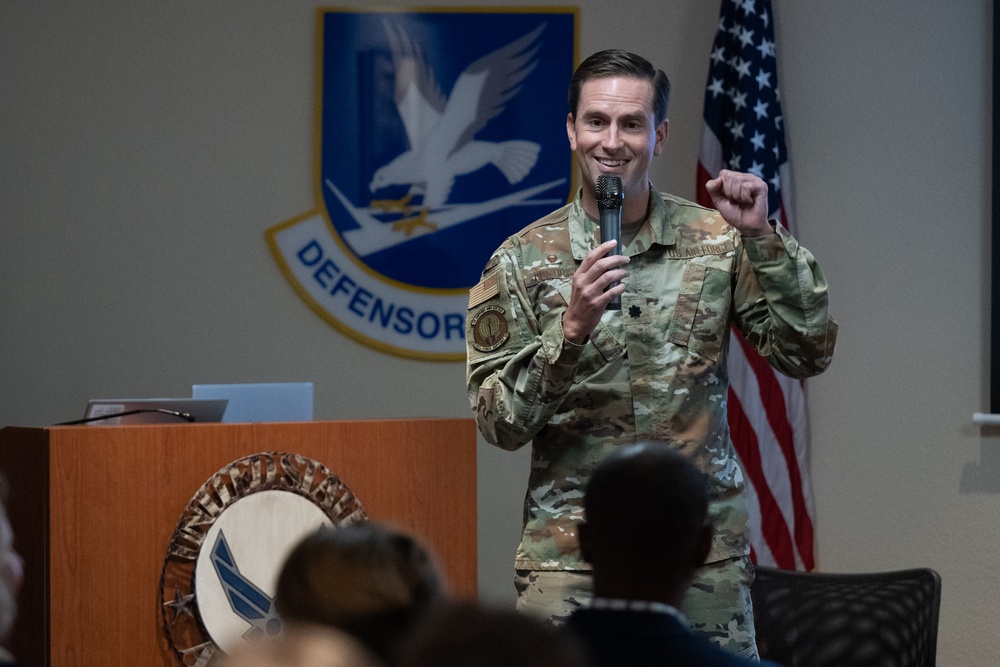 Military and Family Readiness Center Heart Link &quot;Arrive &amp; Thrive&quot; event July 2023