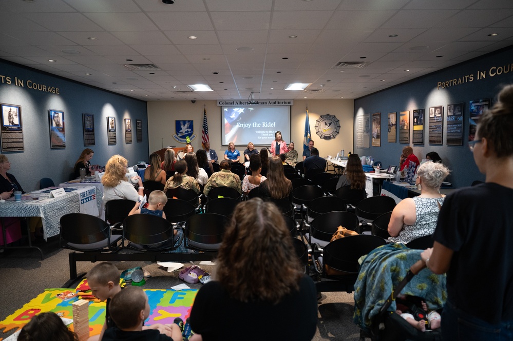 Military and Family Readiness Center Heart Link &quot;Arrive &amp; Thrive&quot; event July 2023