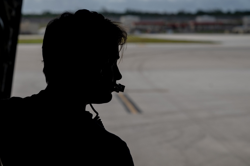 Royal Canadian Air Force trains in simulated airdrops