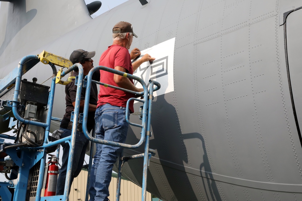 Hercules C-130 plane restoration