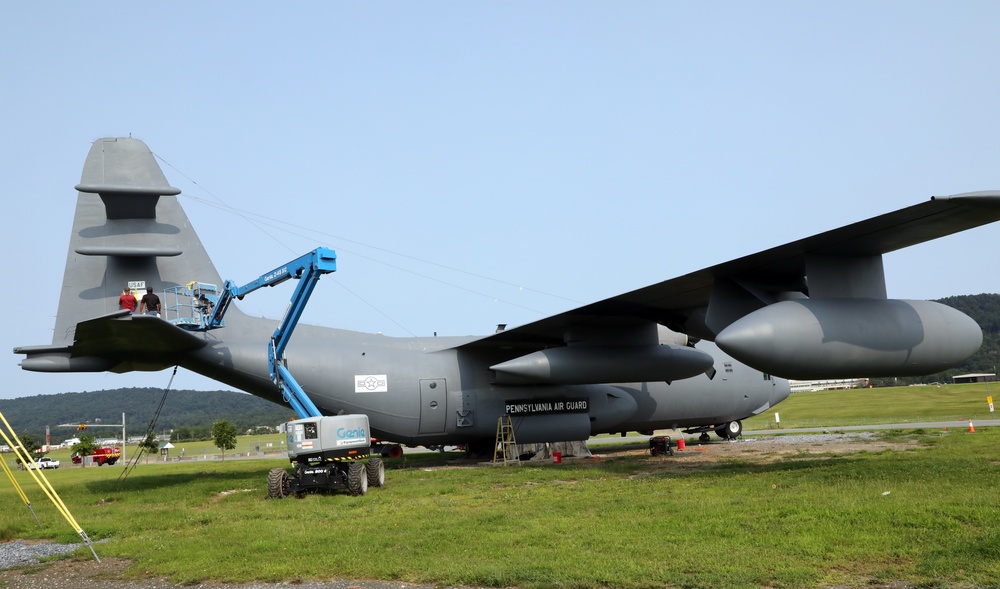 Hercules C-130 plane restoration