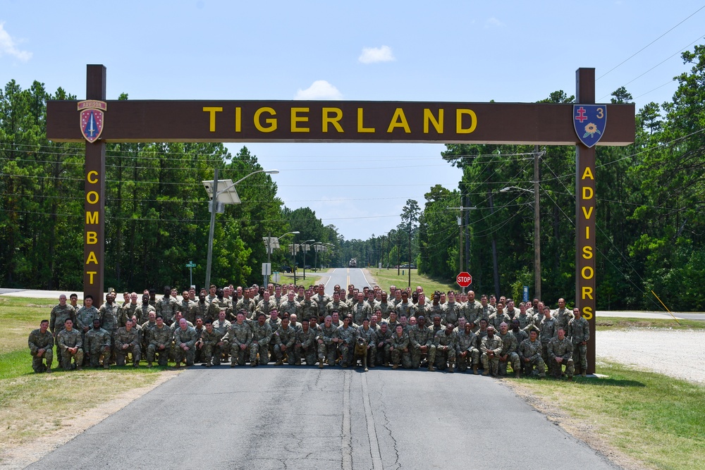 2nd Security Force Assistance Brigade trains in Fort Johnson sweltering heat