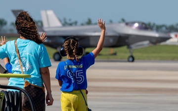 Long awaited F-35 aircraft touch down at Tyndall