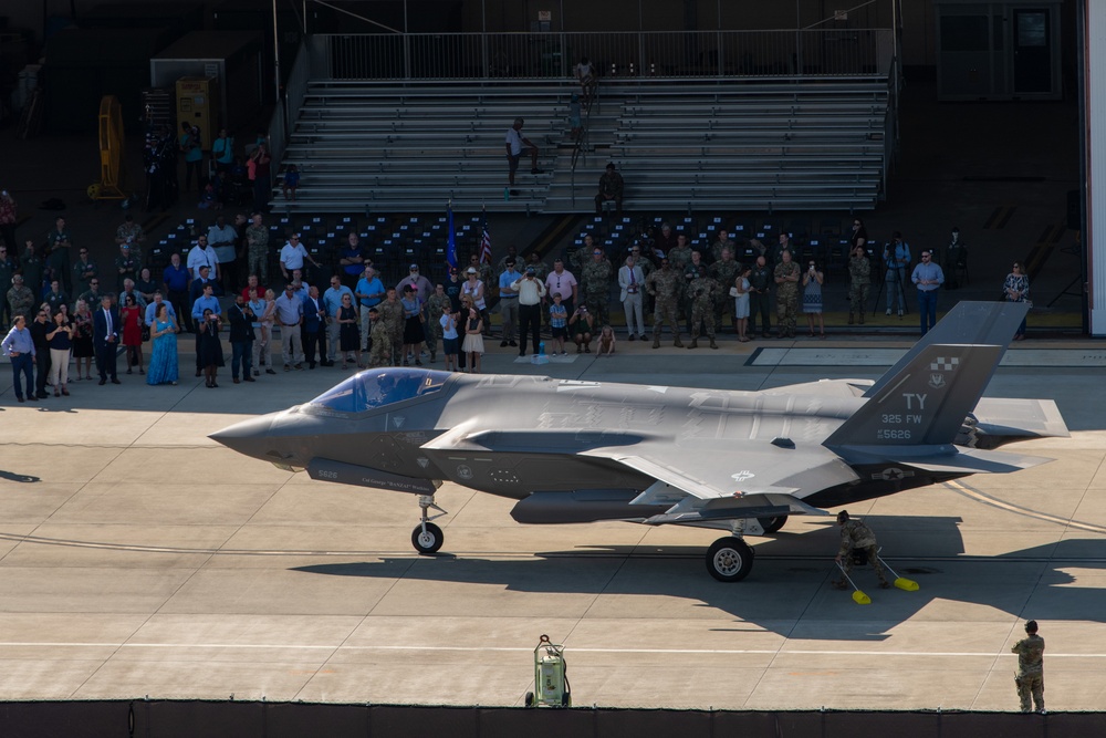 First F-35As arrive to the 325th Fighter Wing