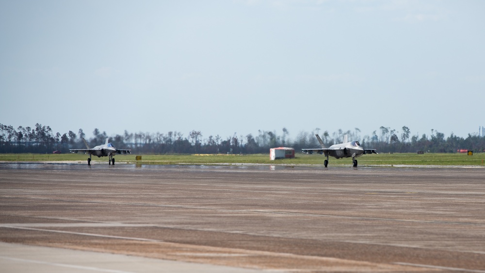 Long awaited F-35 aircraft touch down at Tyndall