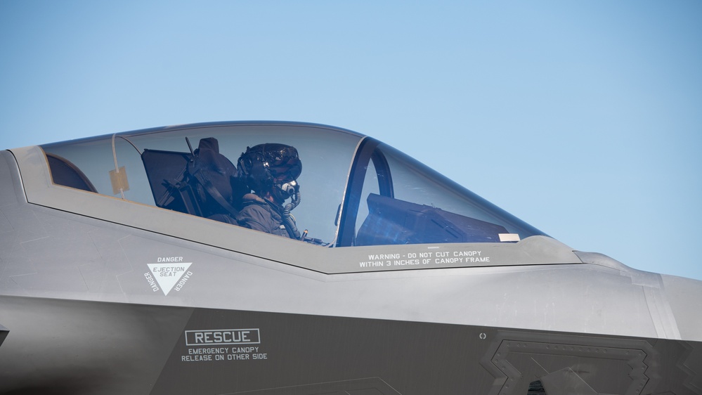 Long awaited F-35 aircraft touch down at Tyndall