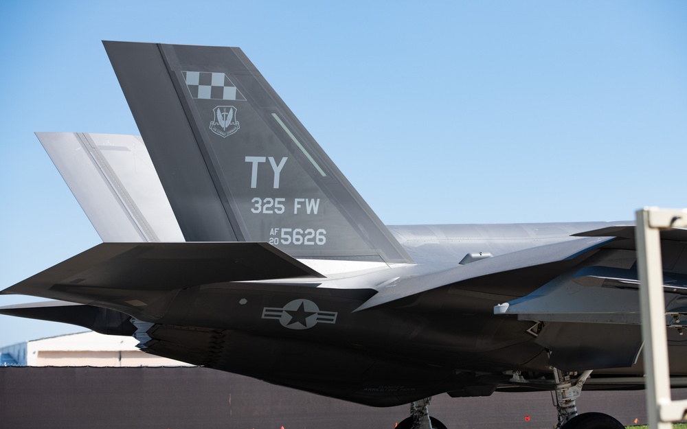 Long awaited F-35 aircraft touch down at Tyndall