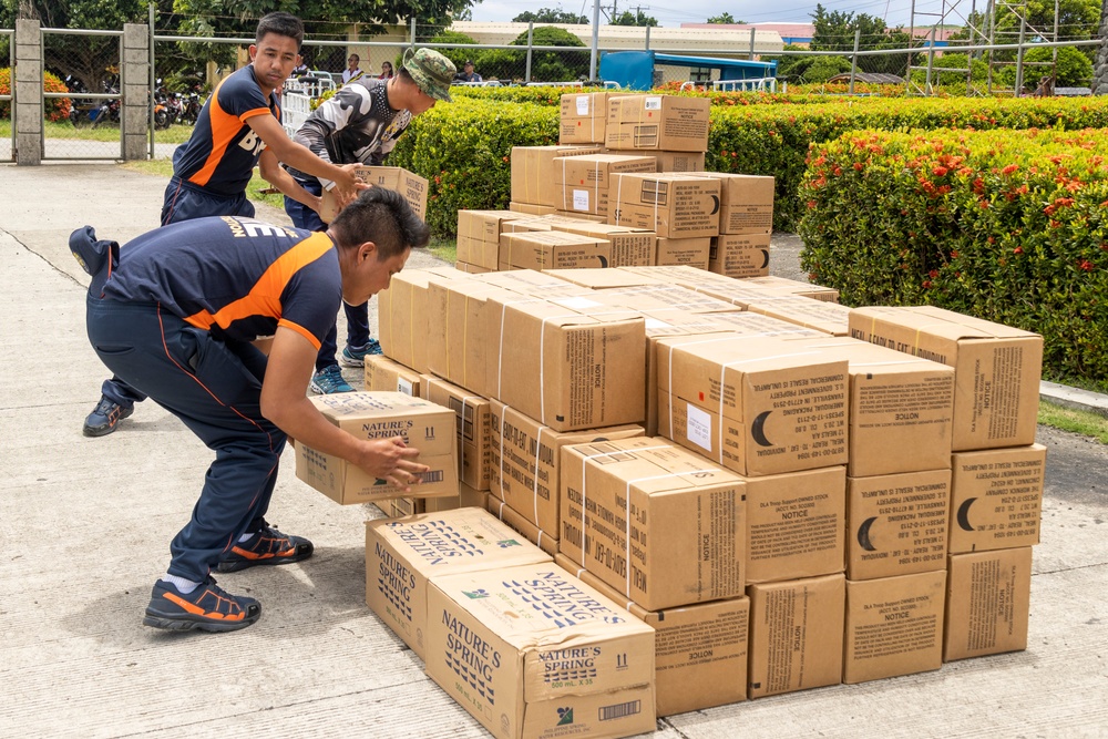 U.S. Marines Continue Relief Efforts in Wake of Typhoon Egay