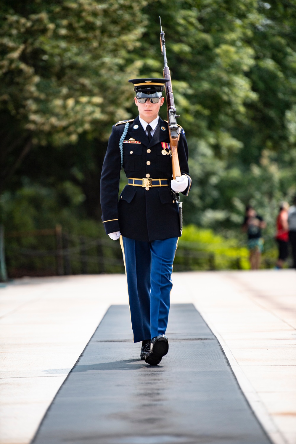 Tomb Guard U.S. Army Pfc. Jessica Kwiatkowski Walks the Mat at the Tomb of the Unknown Soldier