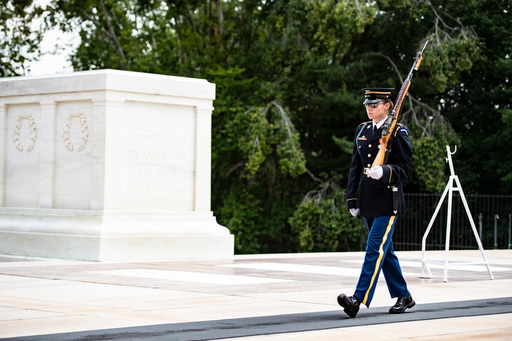 Tomb Guard U.S. Army Pfc. Jessica Kwiatkowski Walks the Mat at the Tomb of the Unknown Soldier