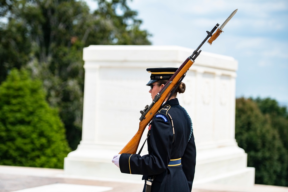 Tomb Guard U.S. Army Pfc. Jessica Kwiatkowski Walks the Mat at the Tomb of the Unknown Soldier