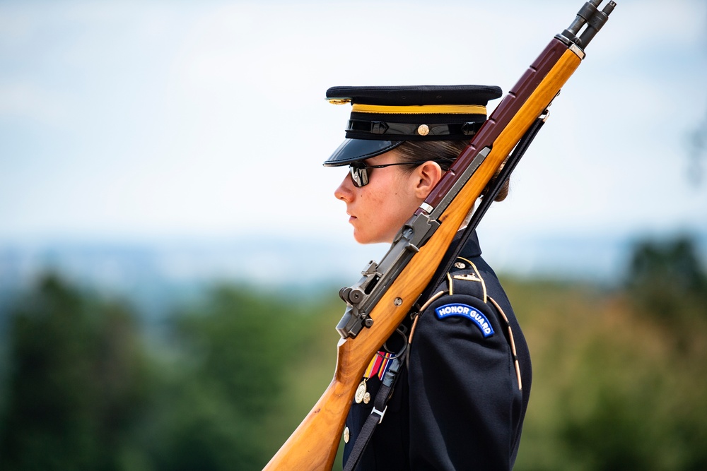 Tomb Guard U.S. Army Pfc. Jessica Kwiatkowski Walks the Mat at the Tomb of the Unknown Soldier