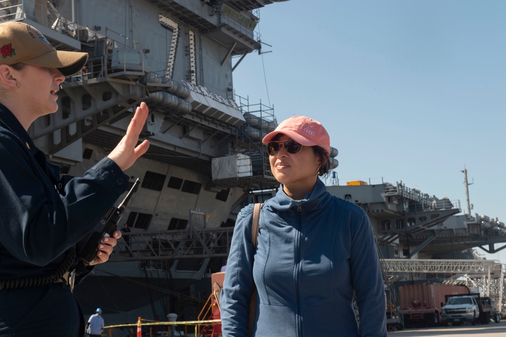 USS Theodore Roosevelt (CVN 71)