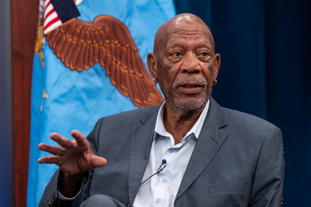 SD Hosts Morgan Freeman at the Pentagon