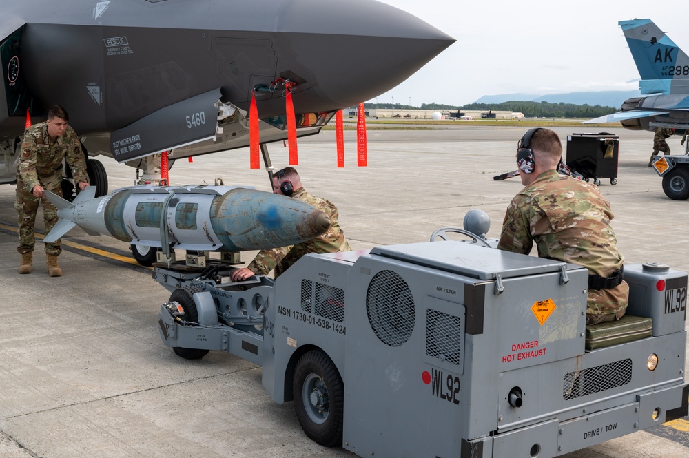 All-Alaska Dedicated Crew Chief and Load Competition exemplifies air power and readiness