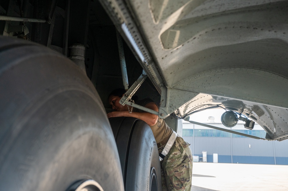 Talisman Sabre 23 | 27 SOW preforms preflight maintenance