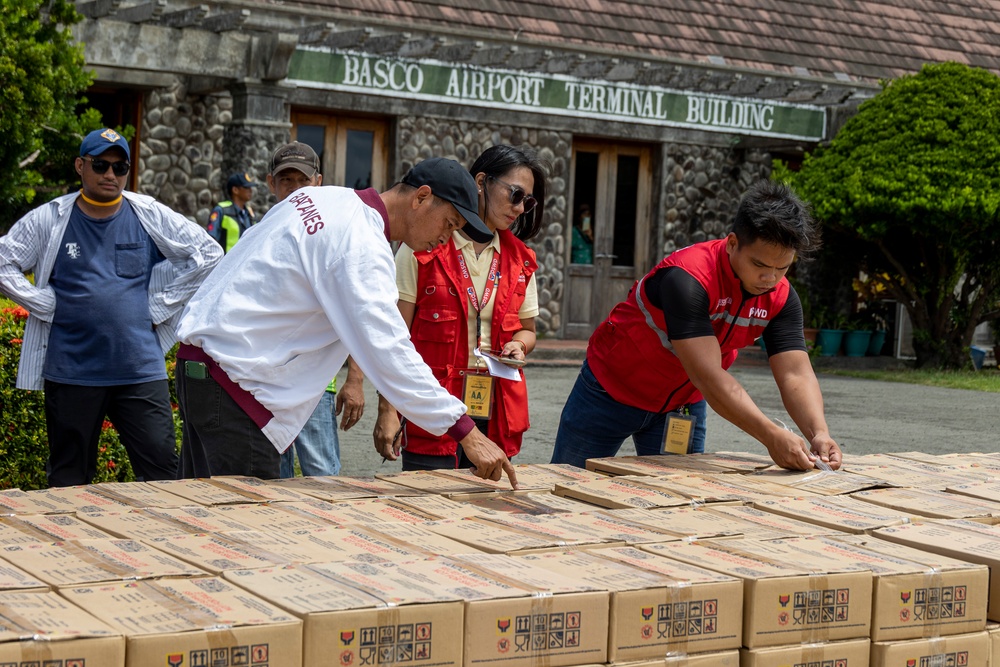 U.S. Marines Continue Relief Efforts Alongside Philippine Allies in Wake of Typhoon Egay