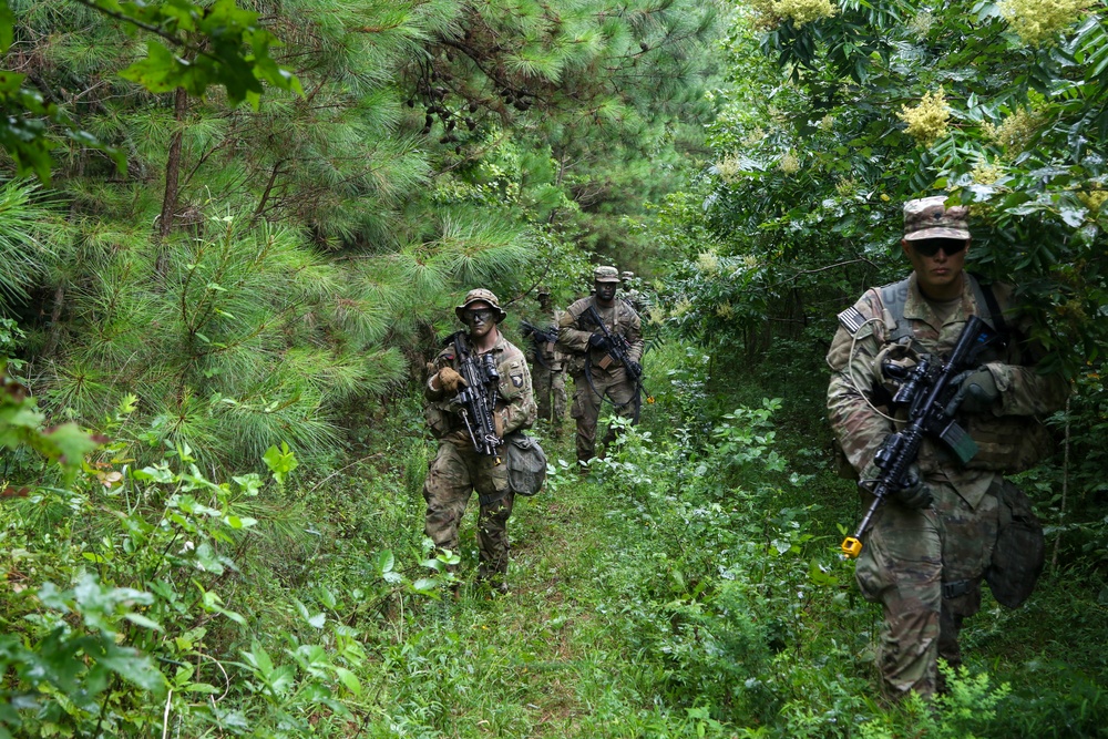 21st BEB Conducts Squad Training