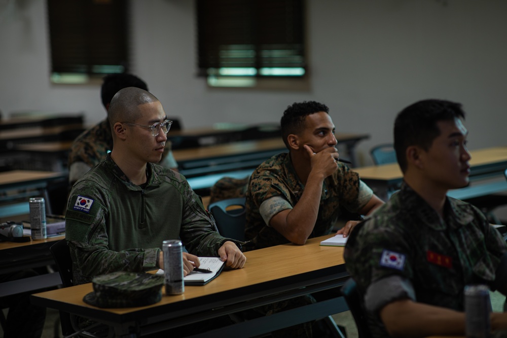 U.S. Marines and ROK Marines participate in KMEP SME Exchange