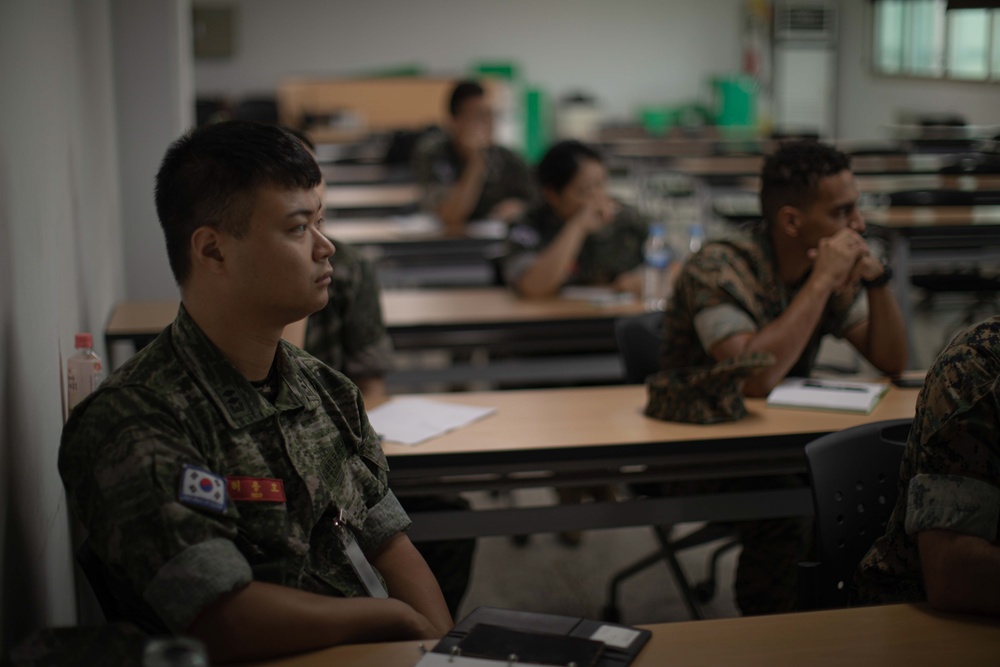 U.S. Marines and ROK Marines participate in KMEP SME Exchange