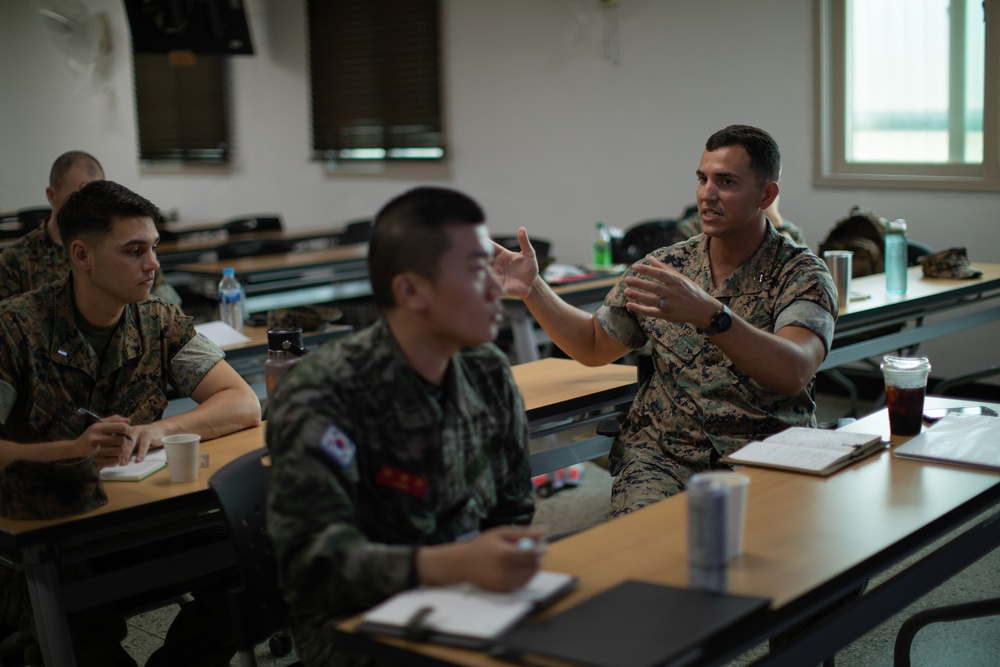 DVIDS - Images - U.S. Marines and ROK Marines participate in KMEP SME ...