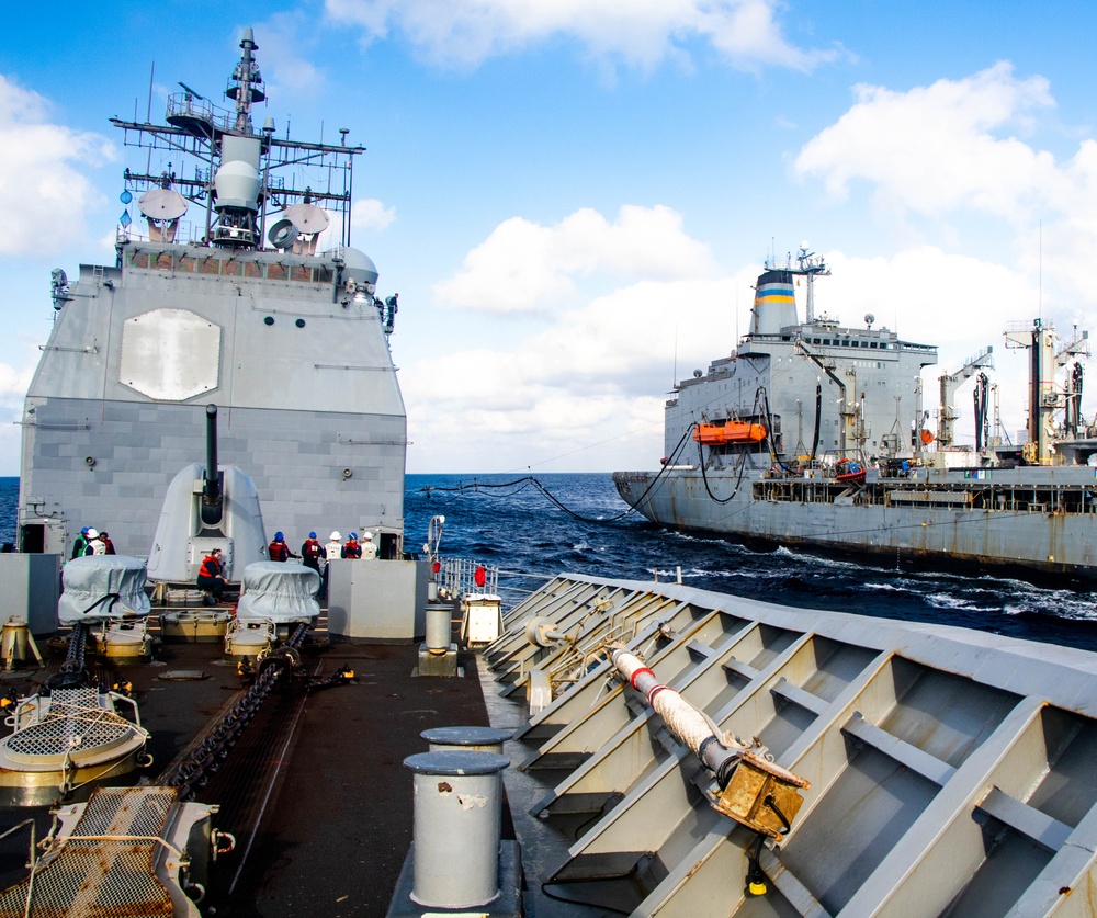 USS Robert Smalls (CG 62) Conducts RAS with USNS Rappahannock (T-AO-204)