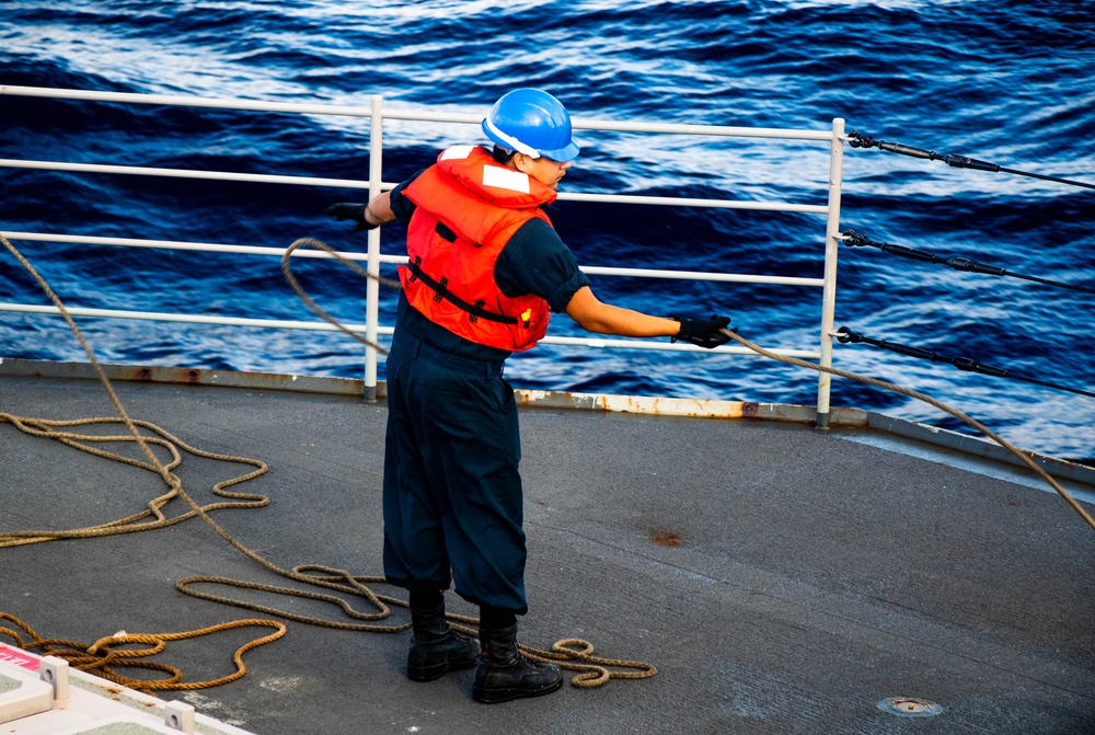 USS Robert Smalls (CG 62) Conducts RAS with USNS Rappahannock (T-AO-204)