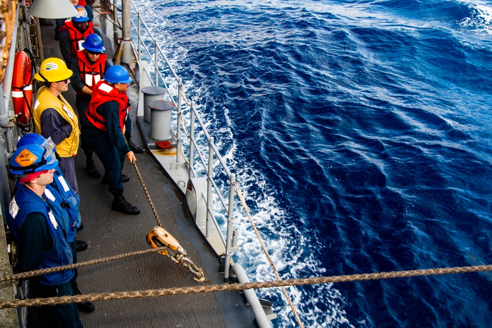 USS Robert Smalls (CG 62) Conducts RAS with USNS Rappahannock (T-AO-204)