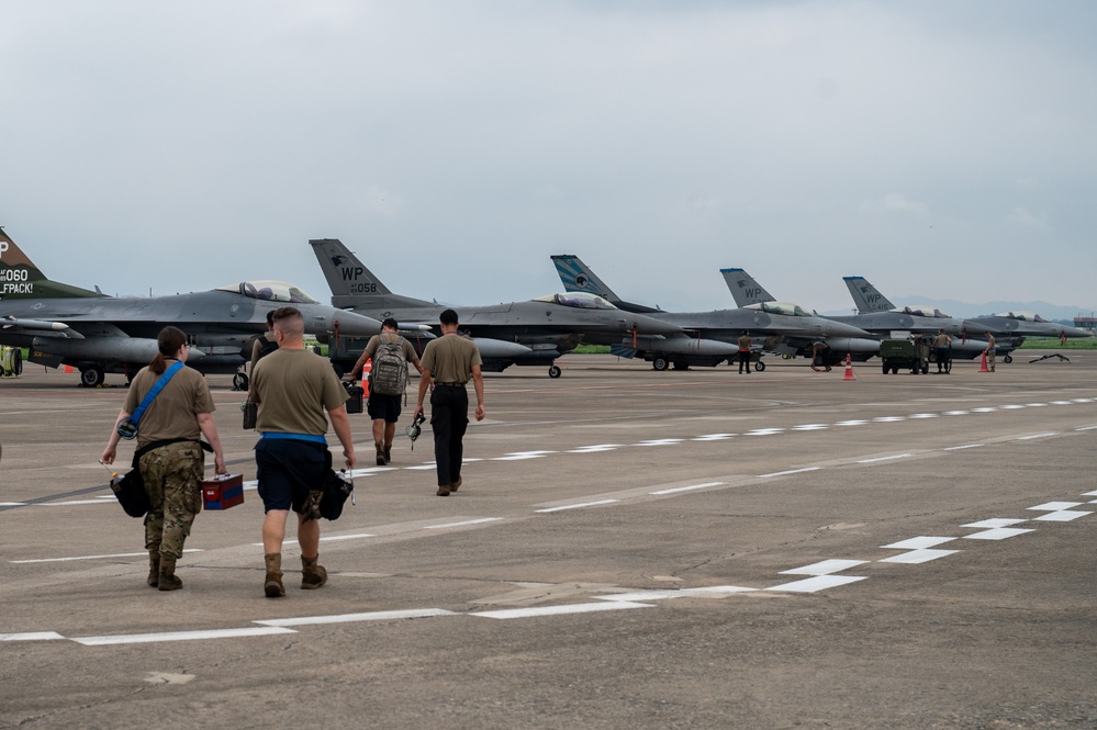 DVIDS - Images - 35th Fighter Generation Squadron focuses on ACE ...