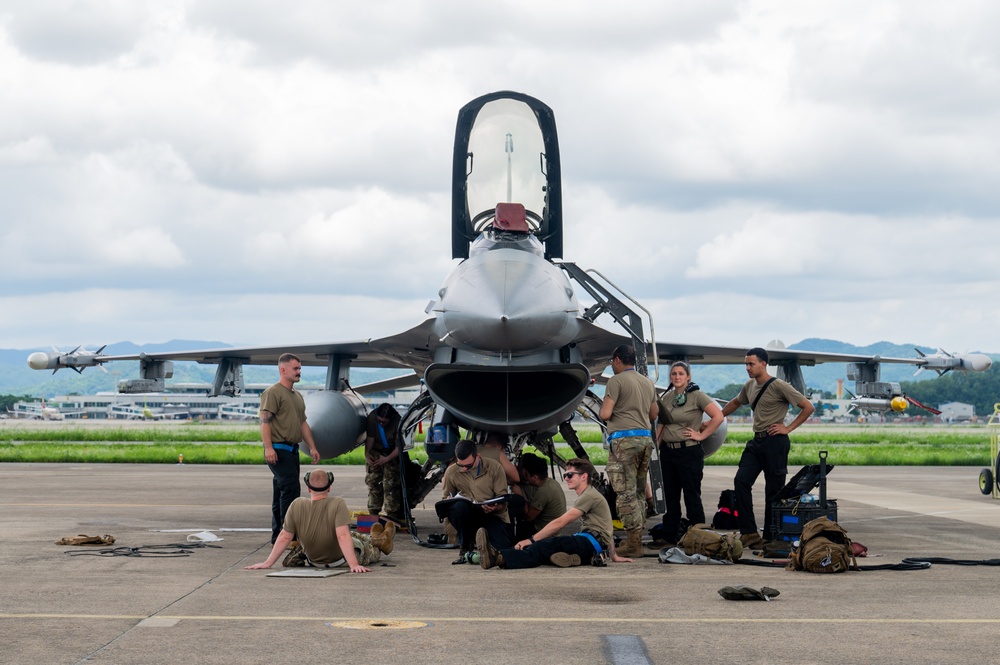 DVIDS - Images - 35th Fighter Generation Squadron focuses on ACE ...