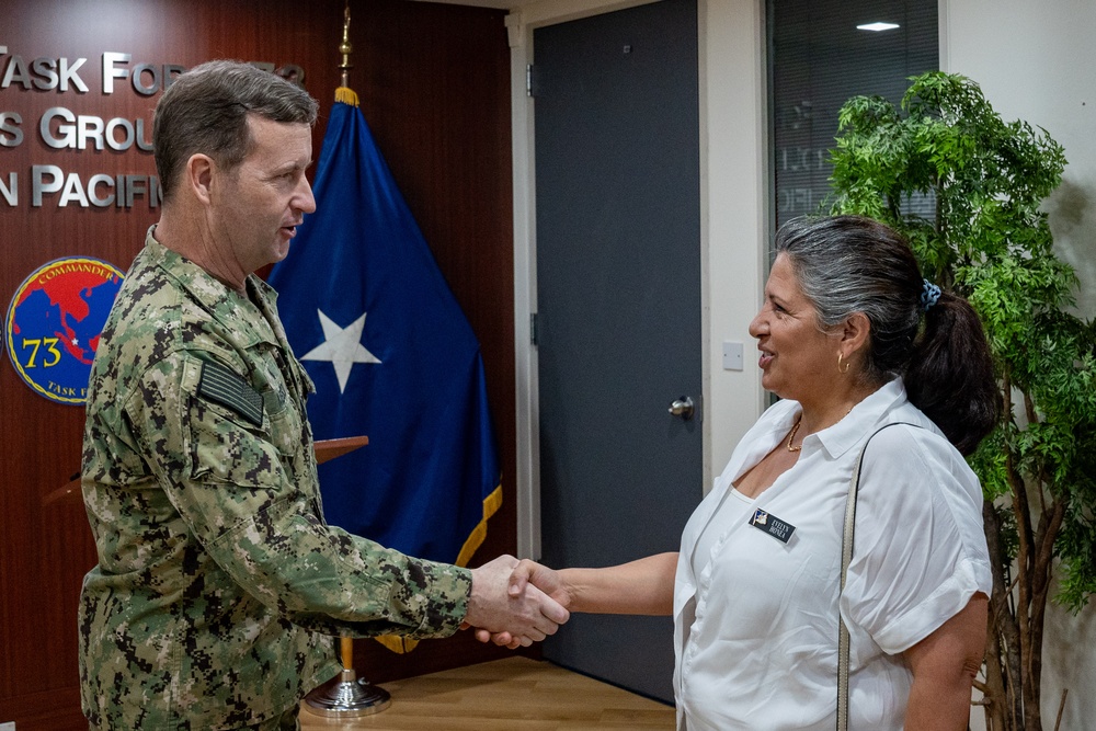 DVIDS - Images - MCPON Visits COMLOG WESTPAC [Image 2 of 11]