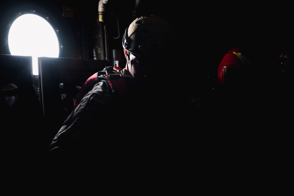 French SOF Conducts Military Freefall with MV-22 Crews