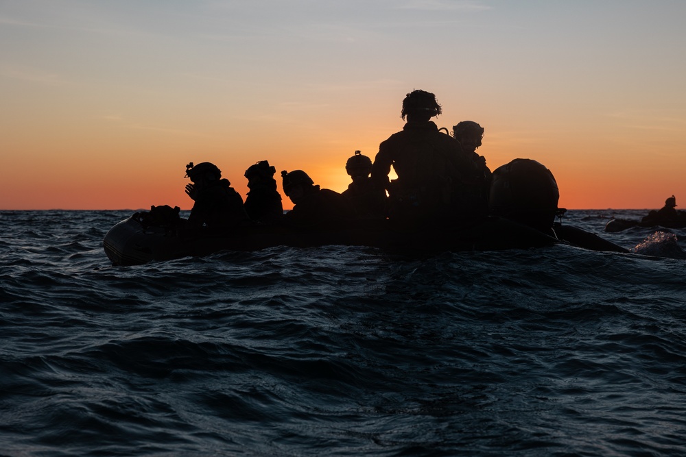 Golf Company Conducts Boat Raid at Stanage Bay during Talisman Sabre 23