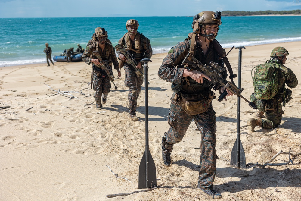 G Co. Conducts Amphibious Assault with the 1st ARDR during Talisman Sabre 23